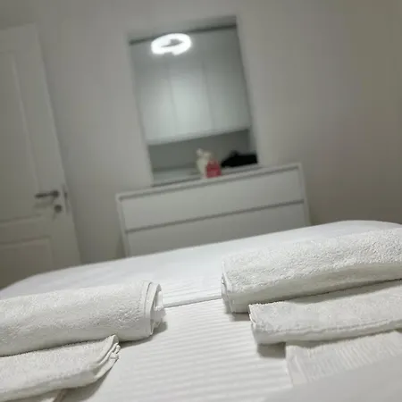 M'apartment1 Τίρανα