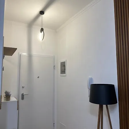 M'apartment1 *