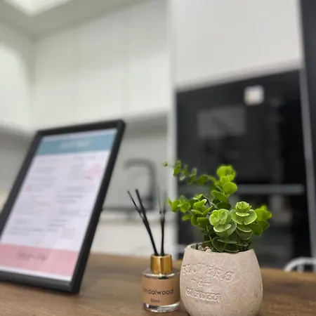 M'apartment1 * Τίρανα